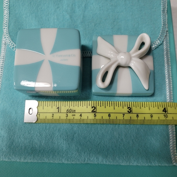 Tiffany and Co Porcelain Mini Blue Box - Picture 5 of 8